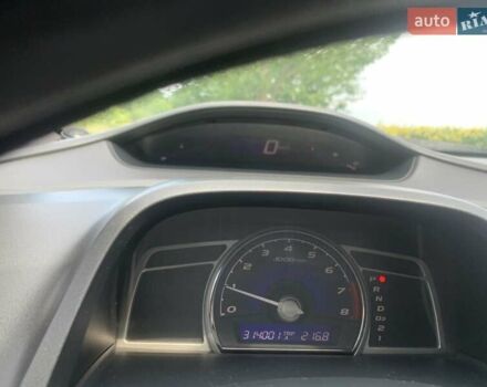 Красный Хонда Цивик, объемом двигателя 1.8 л и пробегом 315 тыс. км за 5900 $, фото 16 на Automoto.ua