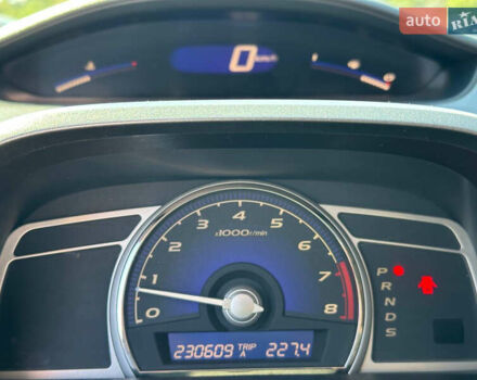 Красный Хонда Цивик, объемом двигателя 1.8 л и пробегом 231 тыс. км за 6500 $, фото 21 на Automoto.ua