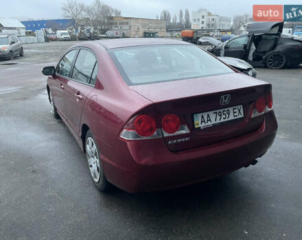 Красный Хонда Цивик, объемом двигателя 1.8 л и пробегом 185 тыс. км за 7100 $, фото 3 на Automoto.ua