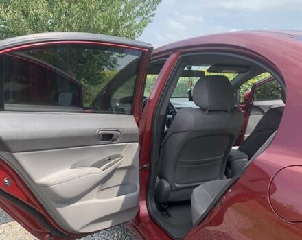 Красный Хонда Цивик, объемом двигателя 1.8 л и пробегом 315 тыс. км за 5900 $, фото 10 на Automoto.ua