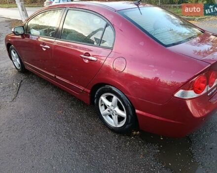 Красный Хонда Цивик, объемом двигателя 1.3 л и пробегом 320 тыс. км за 4700 $, фото 5 на Automoto.ua