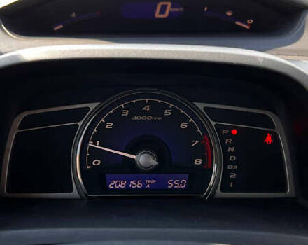 Красный Хонда Цивик, объемом двигателя 1.8 л и пробегом 208 тыс. км за 5900 $, фото 9 на Automoto.ua