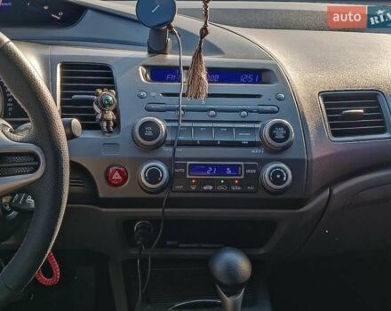 Червоний Хонда Сівік, об'ємом двигуна 1.8 л та пробігом 154 тис. км за 6990 $, фото 15 на Automoto.ua