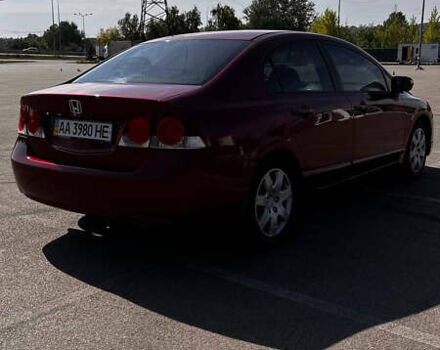 Красный Хонда Цивик, объемом двигателя 1.8 л и пробегом 208 тыс. км за 5900 $, фото 4 на Automoto.ua