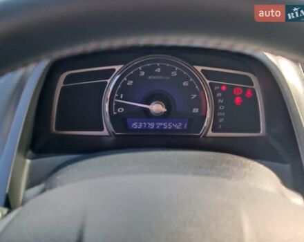 Червоний Хонда Сівік, об'ємом двигуна 1.8 л та пробігом 154 тис. км за 6990 $, фото 20 на Automoto.ua