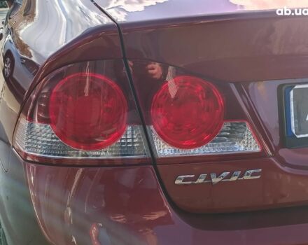 Красный Хонда Цивик, объемом двигателя 1.8 л и пробегом 154 тыс. км за 6990 $, фото 8 на Automoto.ua