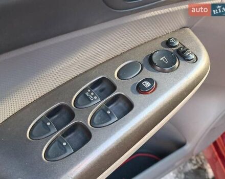 Червоний Хонда Сівік, об'ємом двигуна 1.8 л та пробігом 154 тис. км за 6990 $, фото 19 на Automoto.ua