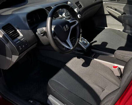 Красный Хонда Цивик, объемом двигателя 1.8 л и пробегом 208 тыс. км за 5900 $, фото 8 на Automoto.ua