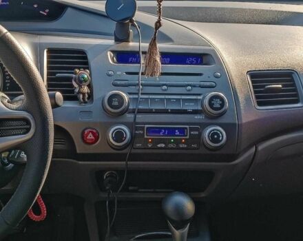 Червоний Хонда Сівік, об'ємом двигуна 1.8 л та пробігом 154 тис. км за 6990 $, фото 15 на Automoto.ua