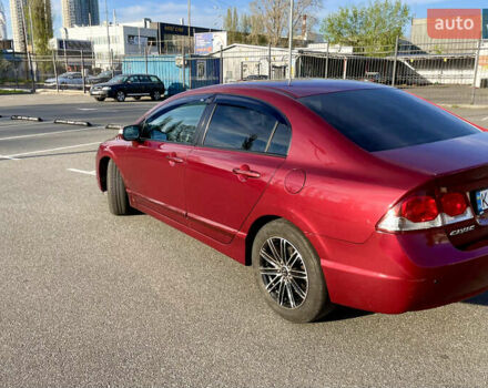 Красный Хонда Цивик, объемом двигателя 1.8 л и пробегом 291 тыс. км за 8000 $, фото 2 на Automoto.ua
