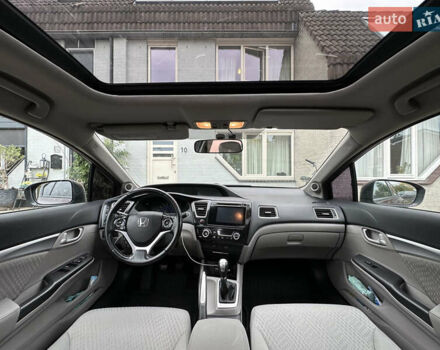 Красный Хонда Цивик, объемом двигателя 1.8 л и пробегом 182 тыс. км за 11000 $, фото 8 на Automoto.ua