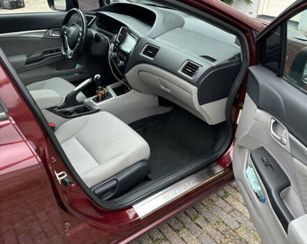 Красный Хонда Цивик, объемом двигателя 1.8 л и пробегом 182 тыс. км за 11000 $, фото 6 на Automoto.ua