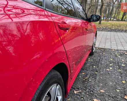 Красный Хонда Цивик, объемом двигателя 2 л и пробегом 119 тыс. км за 14400 $, фото 13 на Automoto.ua