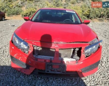 Красный Хонда Цивик, объемом двигателя 2 л и пробегом 102 тыс. км за 2800 $, фото 4 на Automoto.ua