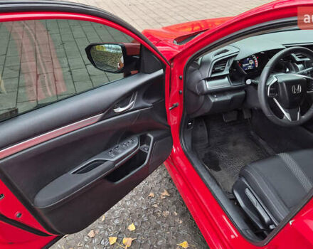 Красный Хонда Цивик, объемом двигателя 2 л и пробегом 119 тыс. км за 14400 $, фото 16 на Automoto.ua