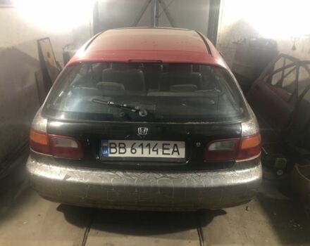 Червоний Хонда Сівік, об'ємом двигуна 1.3 л та пробігом 300 тис. км за 2500 $, фото 1 на Automoto.ua