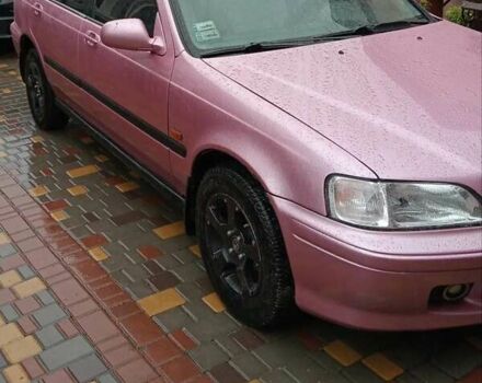 Красный Хонда Цивик, объемом двигателя 1.4 л и пробегом 200 тыс. км за 5200 $, фото 1 на Automoto.ua