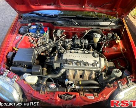 Красный Хонда Цивик, объемом двигателя 1.4 л и пробегом 195 тыс. км за 3750 $, фото 1 на Automoto.ua