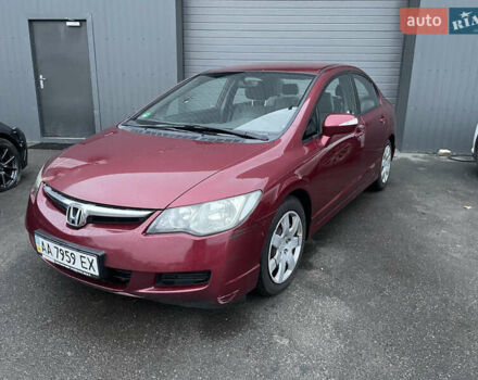Красный Хонда Цивик, объемом двигателя 1.8 л и пробегом 185 тыс. км за 7100 $, фото 1 на Automoto.ua