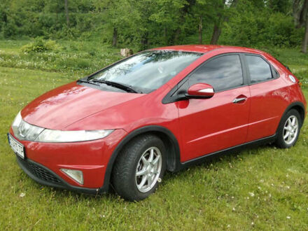 Красный Хонда Цивик, объемом двигателя 1.8 л и пробегом 192 тыс. км за 6500 $, фото 1 на Automoto.ua