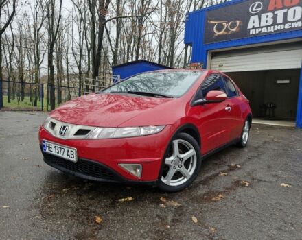 Красный Хонда Цивик, объемом двигателя 1.8 л и пробегом 196 тыс. км за 5700 $, фото 1 на Automoto.ua