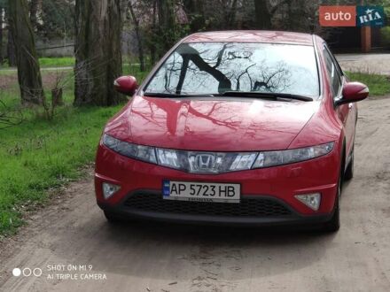 Хонда Сівік 2008 у Запоріжжя на Automoto.ua Червоний Хонда Сівік, об'ємом двигуна 1.8 л та пробігом 132 тис. км за 6800 $, фото 1 на Automoto.ua