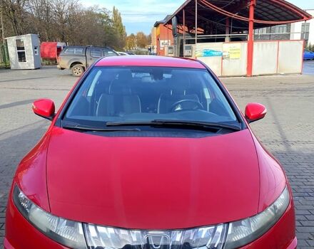 Красный Хонда Цивик, объемом двигателя 1.8 л и пробегом 131 тыс. км за 7900 $, фото 1 на Automoto.ua