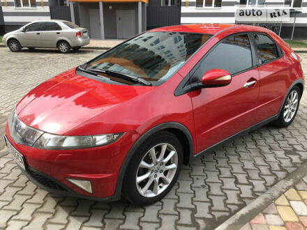 Хонда Сівік 2008 у Полтаві на Automoto.ua Червоний Хонда Сівік, об'ємом двигуна 1.8 л та пробігом 303 тис. км за 6700 $, фото 1 на Automoto.ua