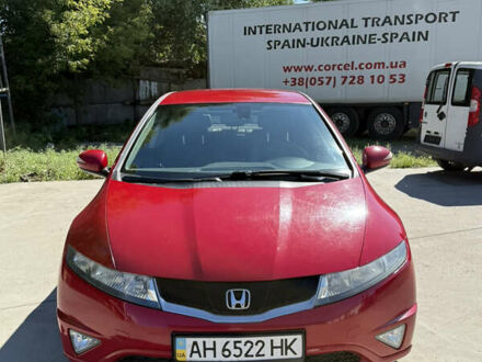 Хонда Цивик 2010 в Киеве на Automoto.ua Красный Хонда Цивик, объемом двигателя 1.8 л и пробегом 113 тыс. км за 8500 $, фото 1 на Automoto.ua