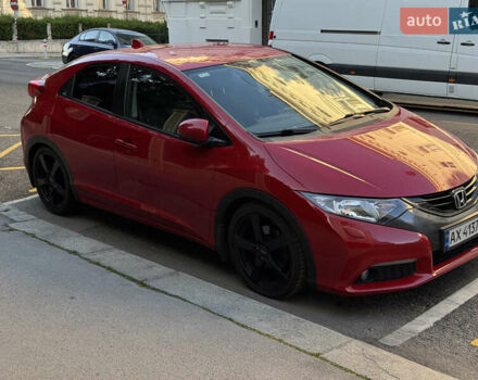 Червоний Хонда Сівік, об'ємом двигуна 1.8 л та пробігом 71 тис. км за 12257 $, фото 1 на Automoto.ua