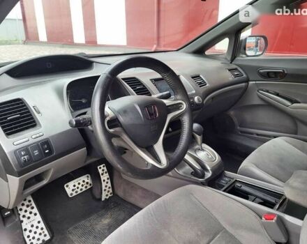 Хонда Цивик, объемом двигателя 1.8 л и пробегом 203 тыс. км за 6700 $, фото 7 на Automoto.ua