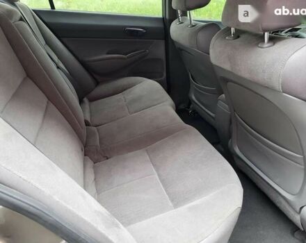 Хонда Цивик, объемом двигателя 1.8 л и пробегом 203 тыс. км за 6700 $, фото 10 на Automoto.ua