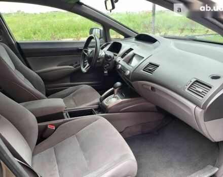 Хонда Цивик, объемом двигателя 1.8 л и пробегом 203 тыс. км за 6700 $, фото 8 на Automoto.ua