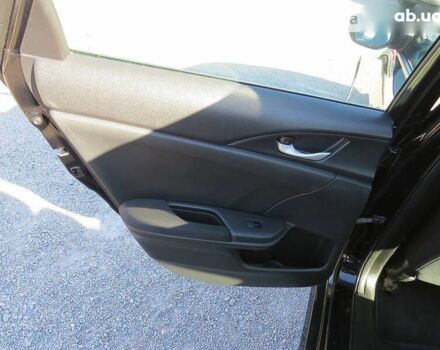 Хонда Цивик, объемом двигателя 2 л и пробегом 42 тыс. км за 13600 $, фото 8 на Automoto.ua