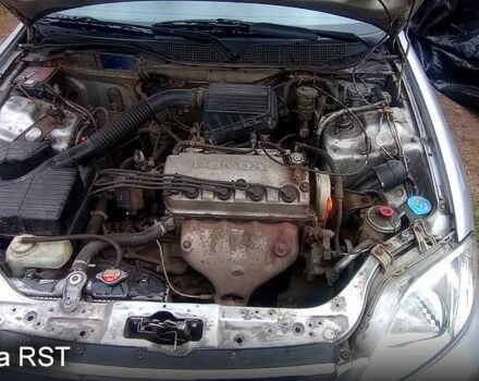 Хонда Цивик, объемом двигателя 1.4 л и пробегом 220 тыс. км за 3400 $, фото 2 на Automoto.ua