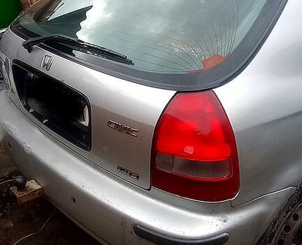 Хонда Цивик, объемом двигателя 1.4 л и пробегом 220 тыс. км за 3400 $, фото 1 на Automoto.ua