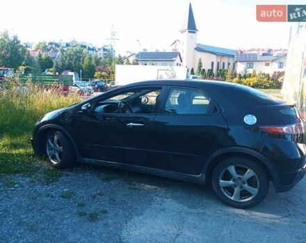 Хонда Цивик, объемом двигателя 1.3 л и пробегом 129 тыс. км за 6200 $, фото 4 на Automoto.ua