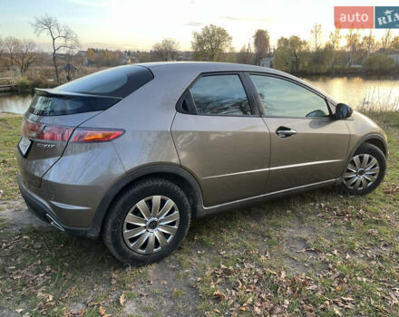 Хонда Цивик, объемом двигателя 1.8 л и пробегом 160 тыс. км за 7500 $, фото 7 на Automoto.ua