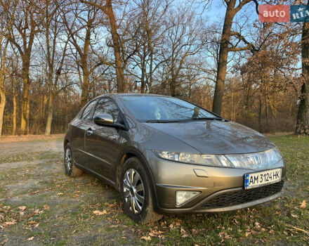 Хонда Цивик, объемом двигателя 1.8 л и пробегом 160 тыс. км за 7500 $, фото 2 на Automoto.ua