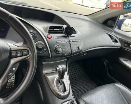 Хонда Цивик, объемом двигателя 1.8 л и пробегом 150 тыс. км за 8200 $, фото 12 на Automoto.ua