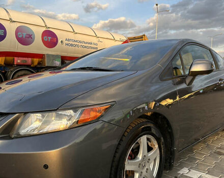 Хонда Цивик, объемом двигателя 1.8 л и пробегом 137 тыс. км за 9400 $, фото 5 на Automoto.ua