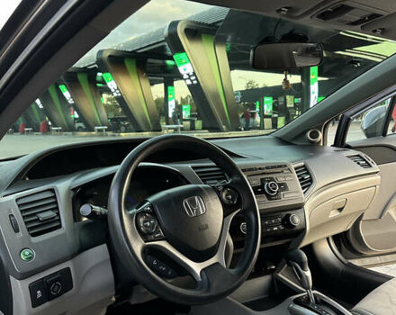 Хонда Цивик, объемом двигателя 1.8 л и пробегом 137 тыс. км за 9400 $, фото 6 на Automoto.ua