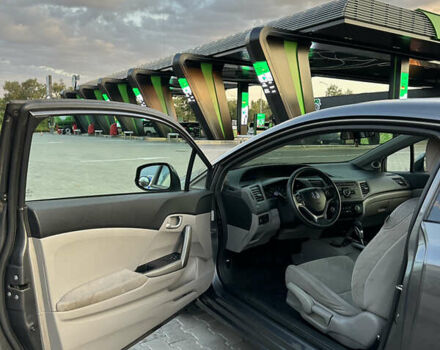 Хонда Цивик, объемом двигателя 1.8 л и пробегом 137 тыс. км за 9400 $, фото 7 на Automoto.ua