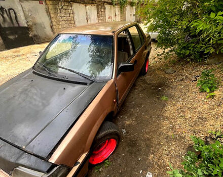 Хонда Сівік, об'ємом двигуна 1.5 л та пробігом 270 тис. км за 680 $, фото 2 на Automoto.ua