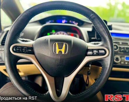 Хонда Цивик, объемом двигателя 1.3 л и пробегом 135 тыс. км за 6900 $, фото 5 на Automoto.ua