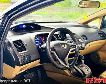 Хонда Цивик, объемом двигателя 1.3 л и пробегом 135 тыс. км за 6900 $, фото 8 на Automoto.ua