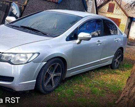 Хонда Цивик, объемом двигателя 18 л и пробегом 240 тыс. км за 2200 $, фото 1 на Automoto.ua