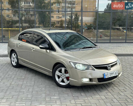 Хонда Цивик, объемом двигателя 1.8 л и пробегом 230 тыс. км за 5700 $, фото 5 на Automoto.ua