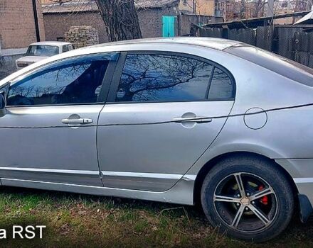 Хонда Цивик, объемом двигателя 18 л и пробегом 240 тыс. км за 2200 $, фото 3 на Automoto.ua