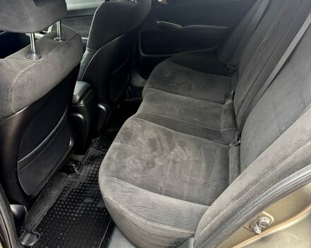 Хонда Цивик, объемом двигателя 1.8 л и пробегом 212 тыс. км за 6500 $, фото 4 на Automoto.ua